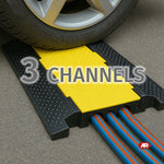 Carica l'immagine nel visualizzatore Galleria, Pedana passacavi | 3 CANALINE | Zona Ad Alto Traffico | Protezione cavi | Manifestazioni | Eventi | Cantieri stradali | Capacità 20 Ton | DH-CP-6