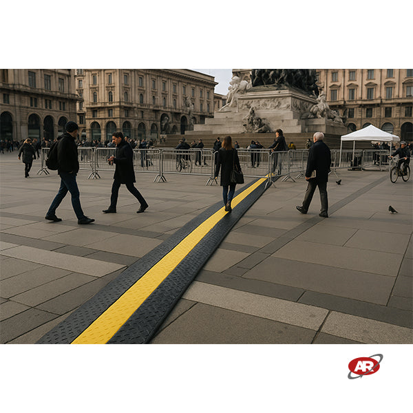 Pedane passacavi | 1 CANALINE | Canalina da pavimento calpestabile | Protezione cavi | Manifestazioni | Eventi | Cantieri stradali | Capacità 12 Ton | DH-CP-S1M