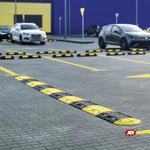 Carica l'immagine nel visualizzatore Galleria, Rallentatori stradali | Modello DH | Centrali o terminali | Dossi artificiali | Dissuasori di velocità | Giallo o nero | Velocità massima 50 km/h