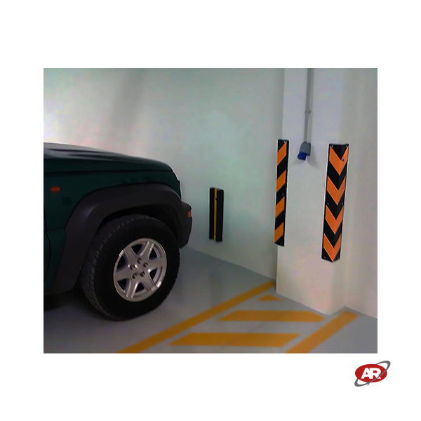 Paraurti in gomma con pellicola rifrangente | PARASPIGOLI E PARAURTI | Parcheggi | Magazzini | Garage | Protezione interni ed esterni | DH-WP-5