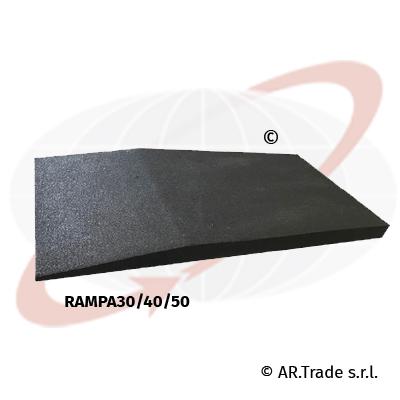 AR.Trade-s.r.l-Tamponi-in-gomma-Garage-equipment-Rampe-in-gomma-ideali-per-il-sollevamento-di-veicoli-con-telaio-ribassato-RAMPA304050
