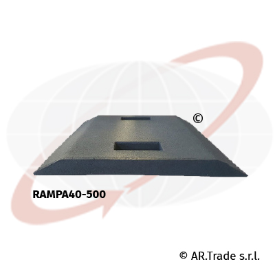 AR.Trade s.r.l Tamponi in gomma Garage equipment Rampe in gomma ideali per il sollevamento di veicoli con telaio ribassato RAMPA40-500